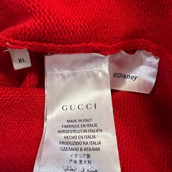 Gucci Unisex Red Sweater with Donald Duck Design - Picture 4 of 10